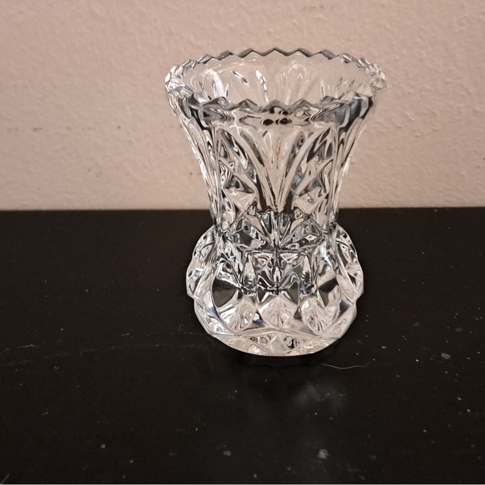 Elegant Crystal Mini Vase